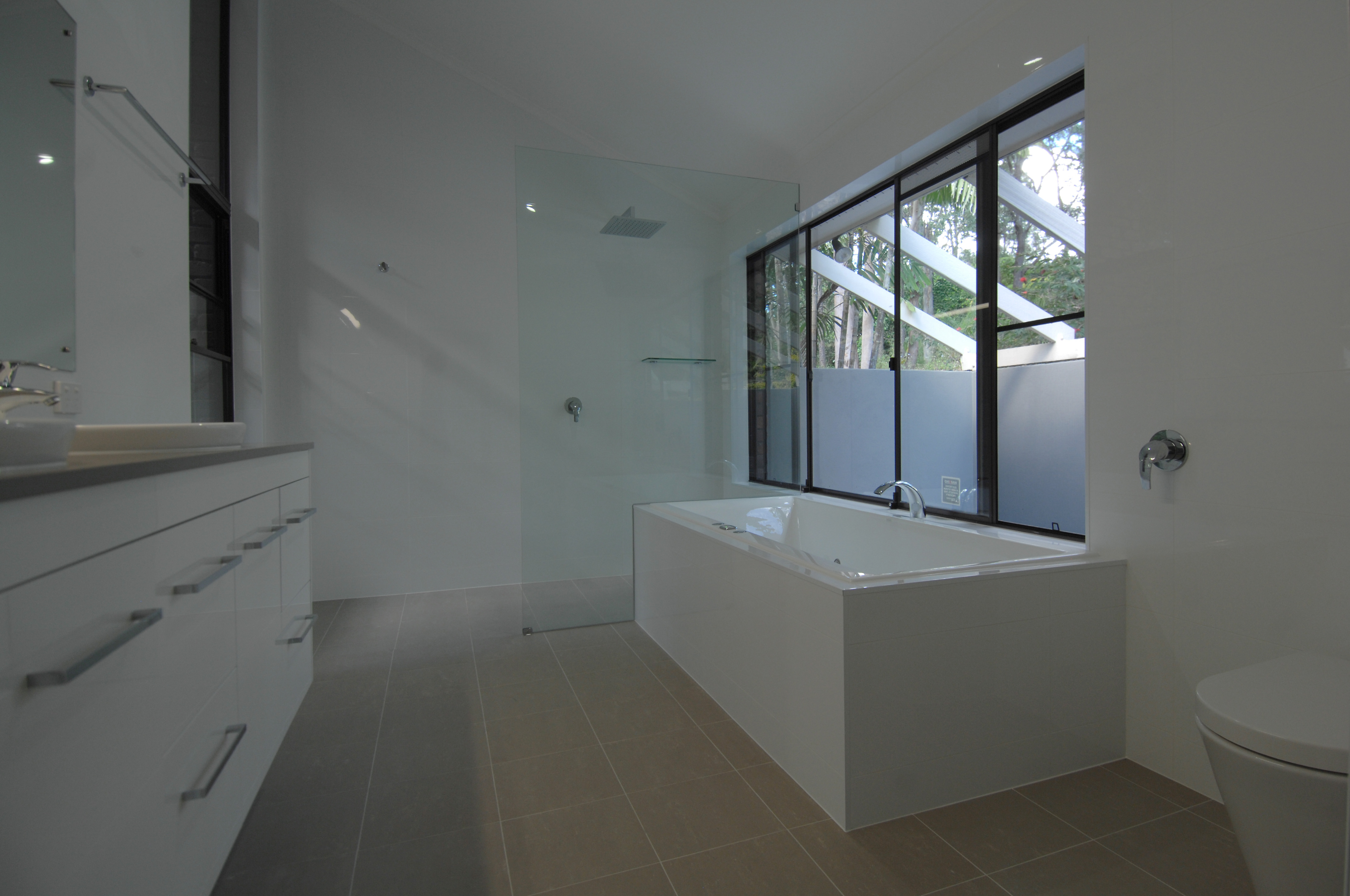 Low angle Everton Hills ensuite white wall tiles